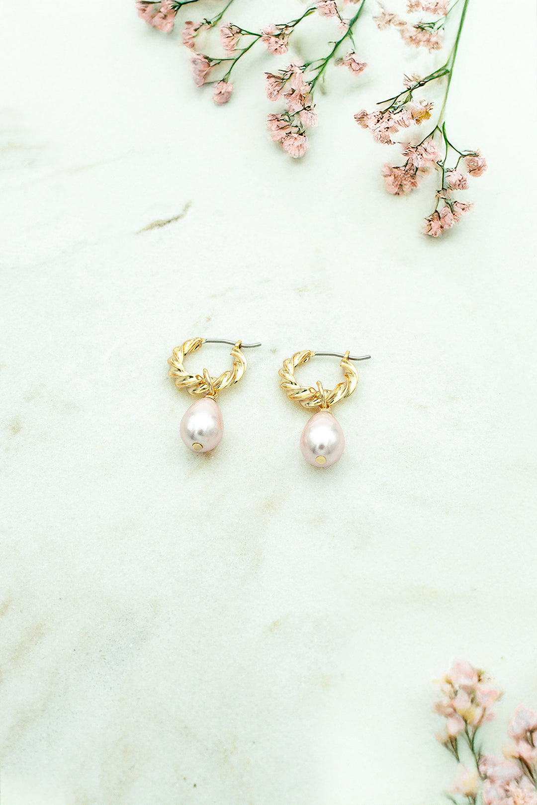 Jade shell pearl earrings pearly pink