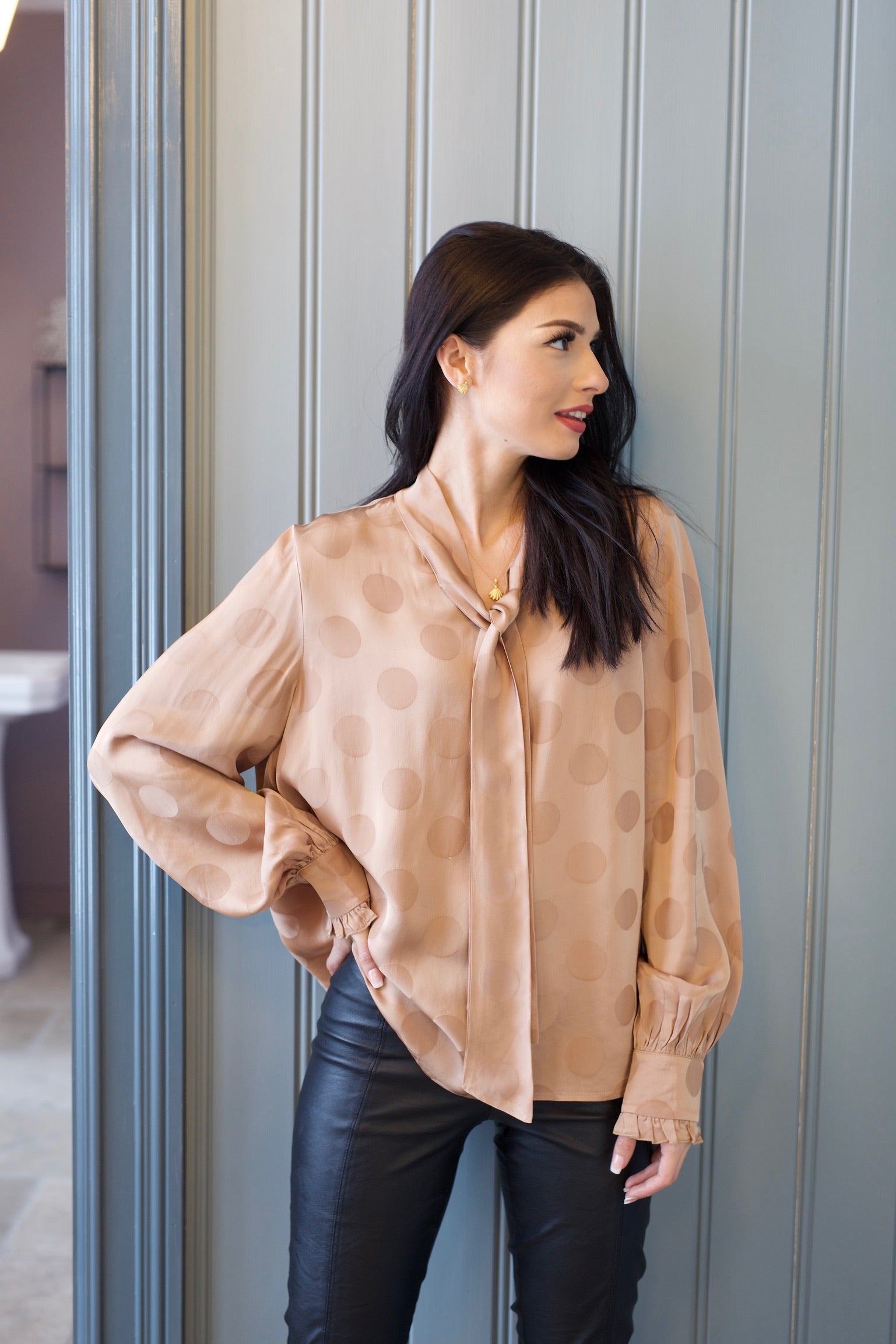 AW-21 - Brianna bluse