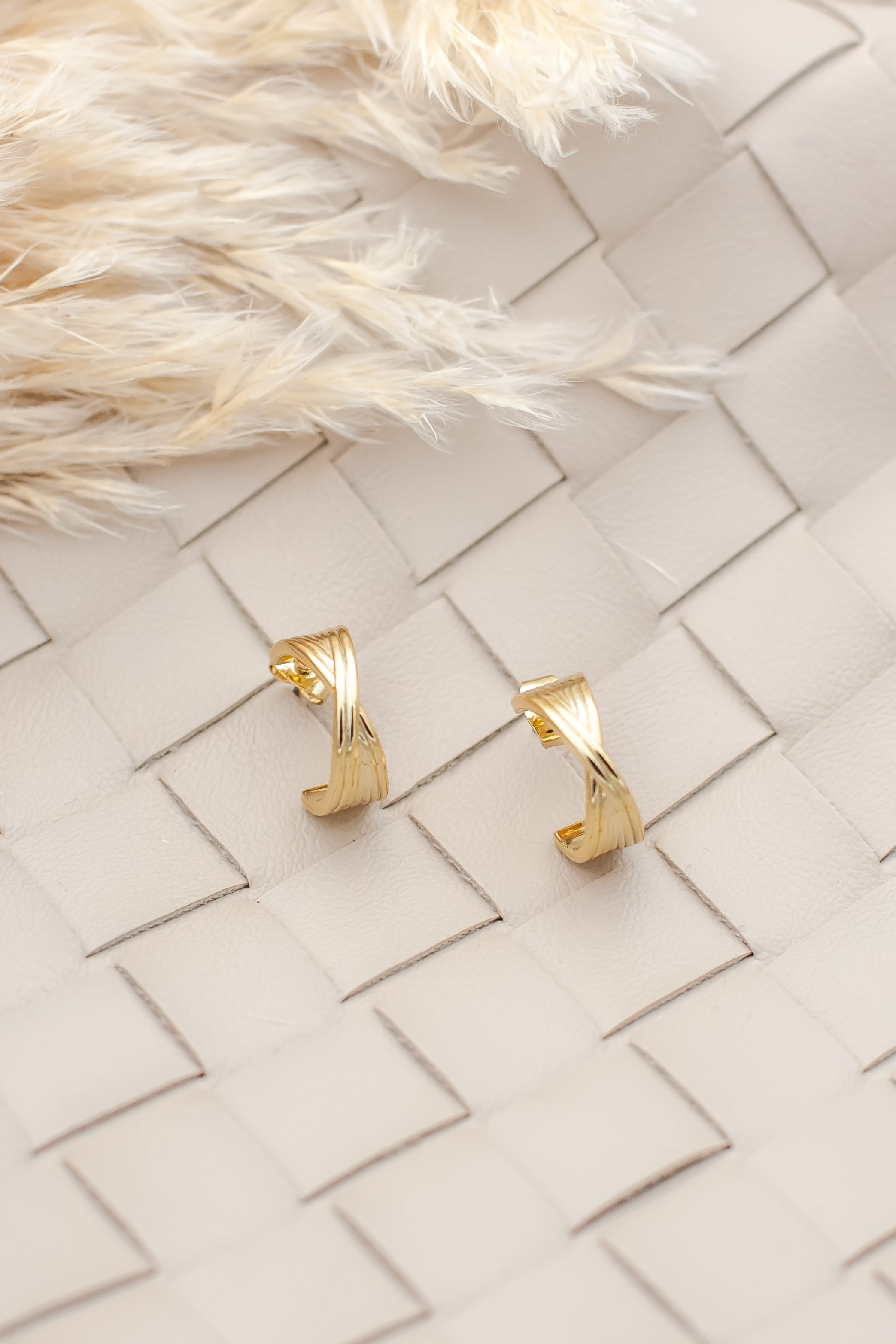 Leena twisted earrings