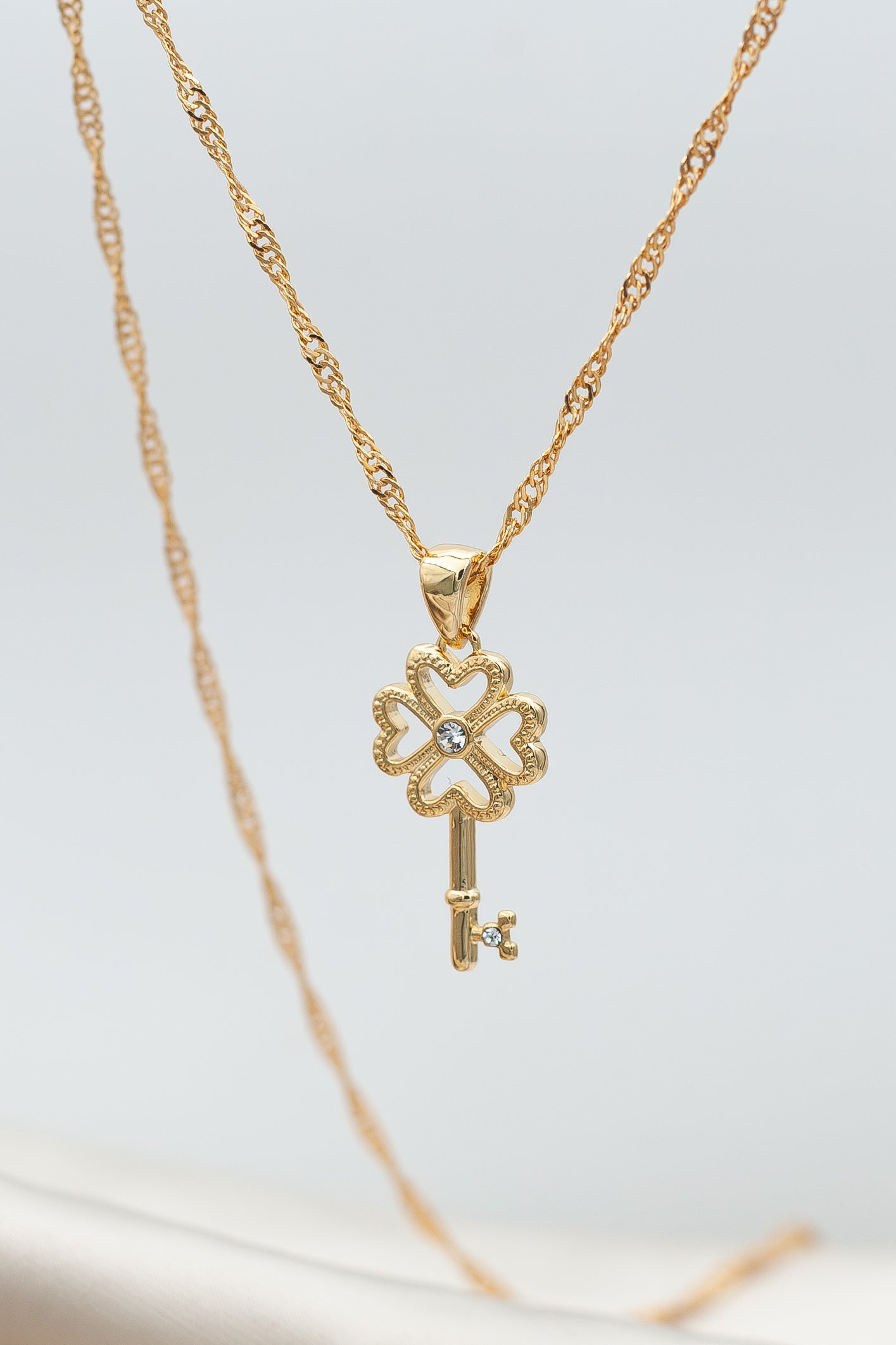 Forhandssalg - Manifistation key necklace