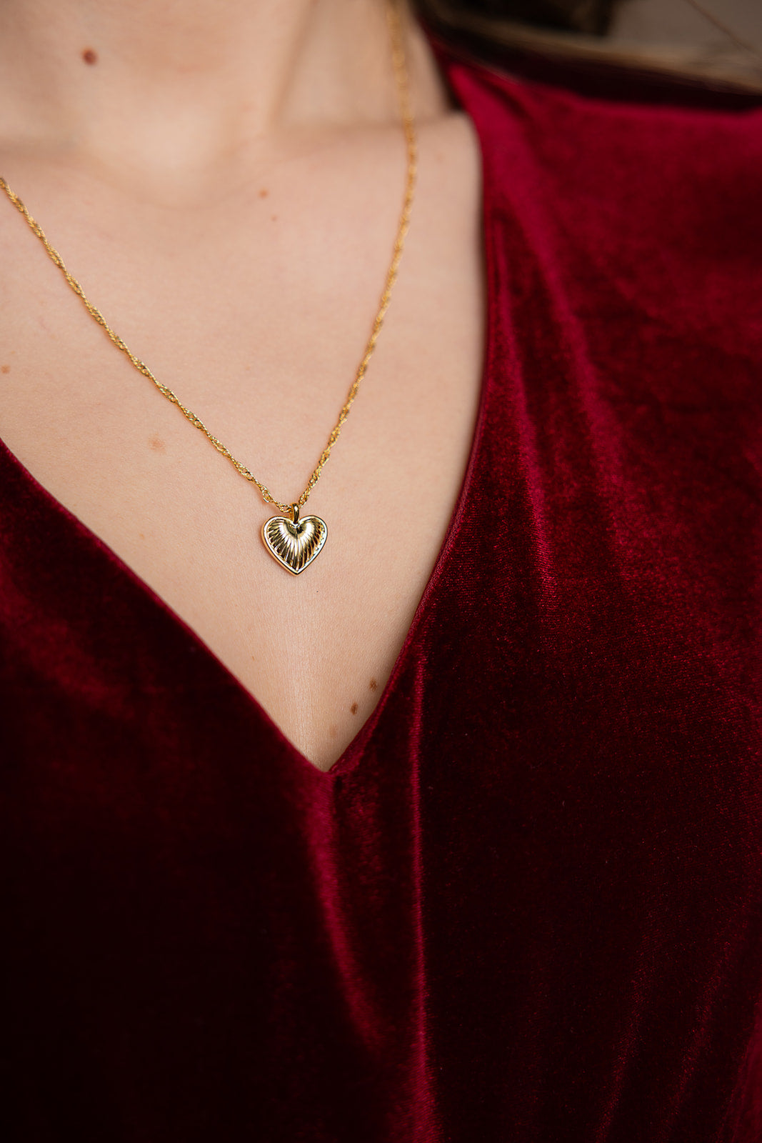 Valeria heart necklace