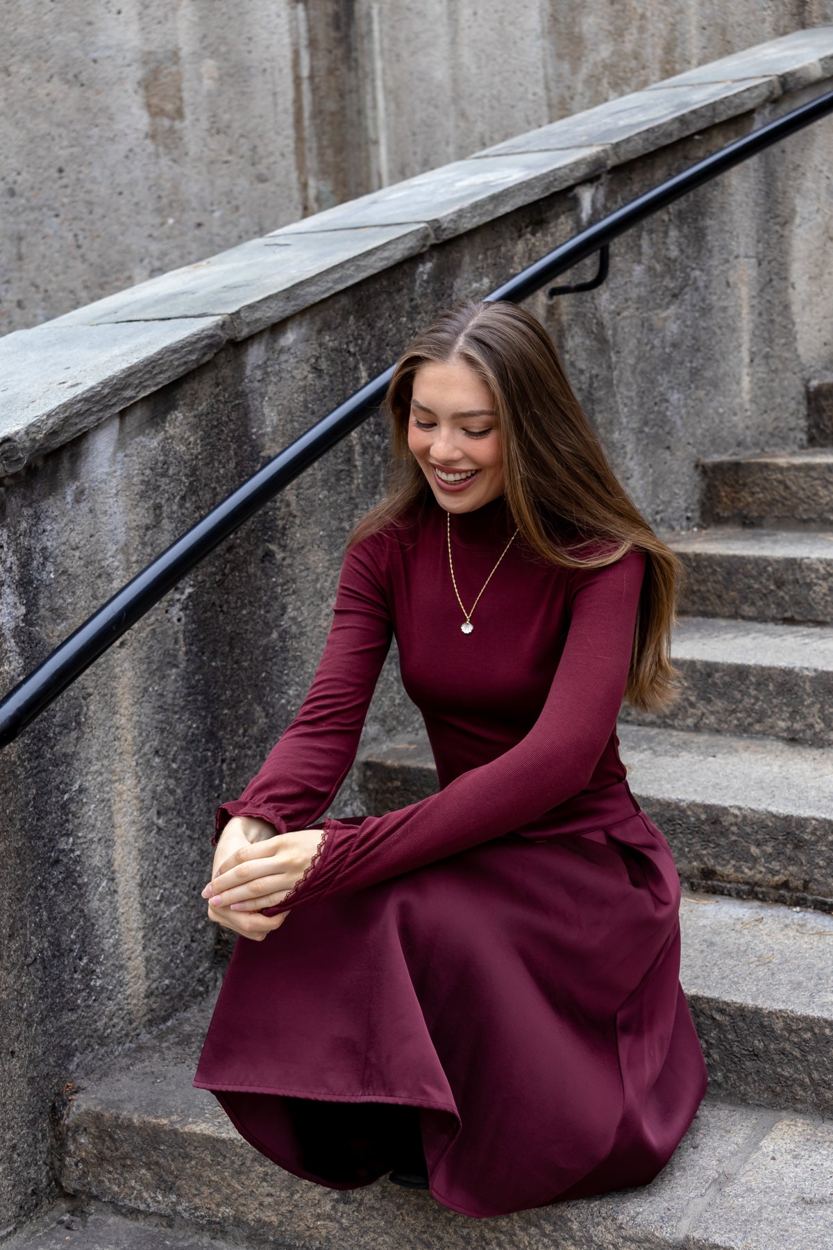 Secrets by B AW26 Cleo top burgundy