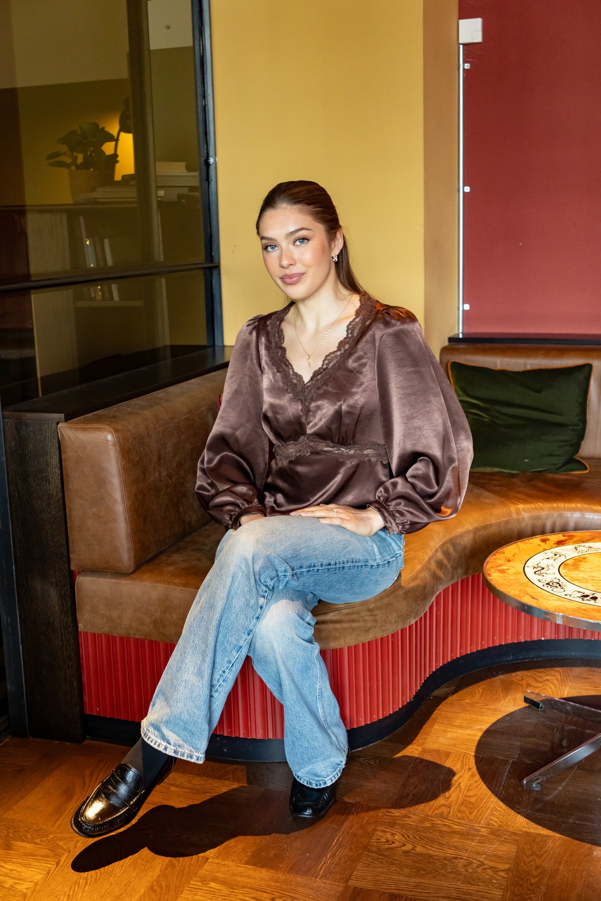 Secrets by B AW26 Rosalie blouse brown