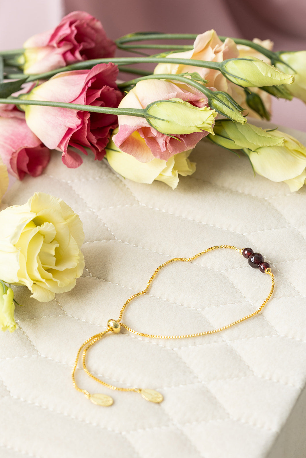 Serenity bracelet garnet