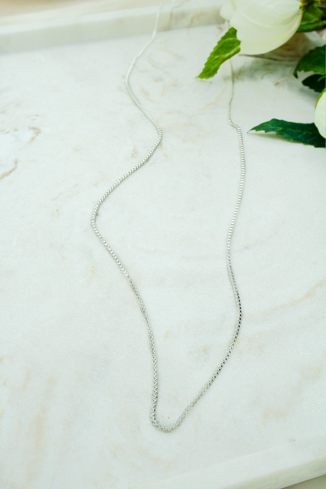 Simple chic chain necklace silver
