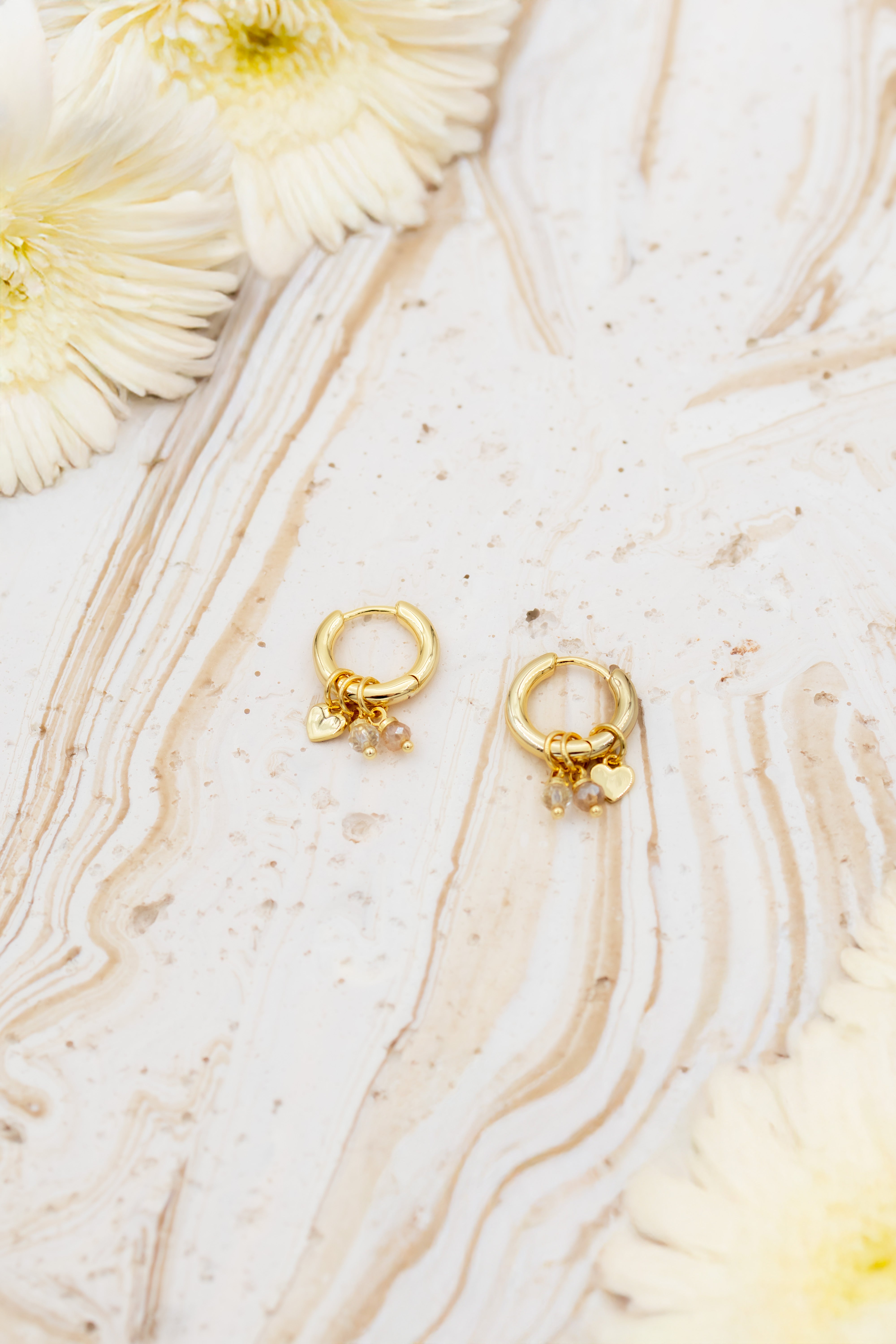 Lucente charm hoops