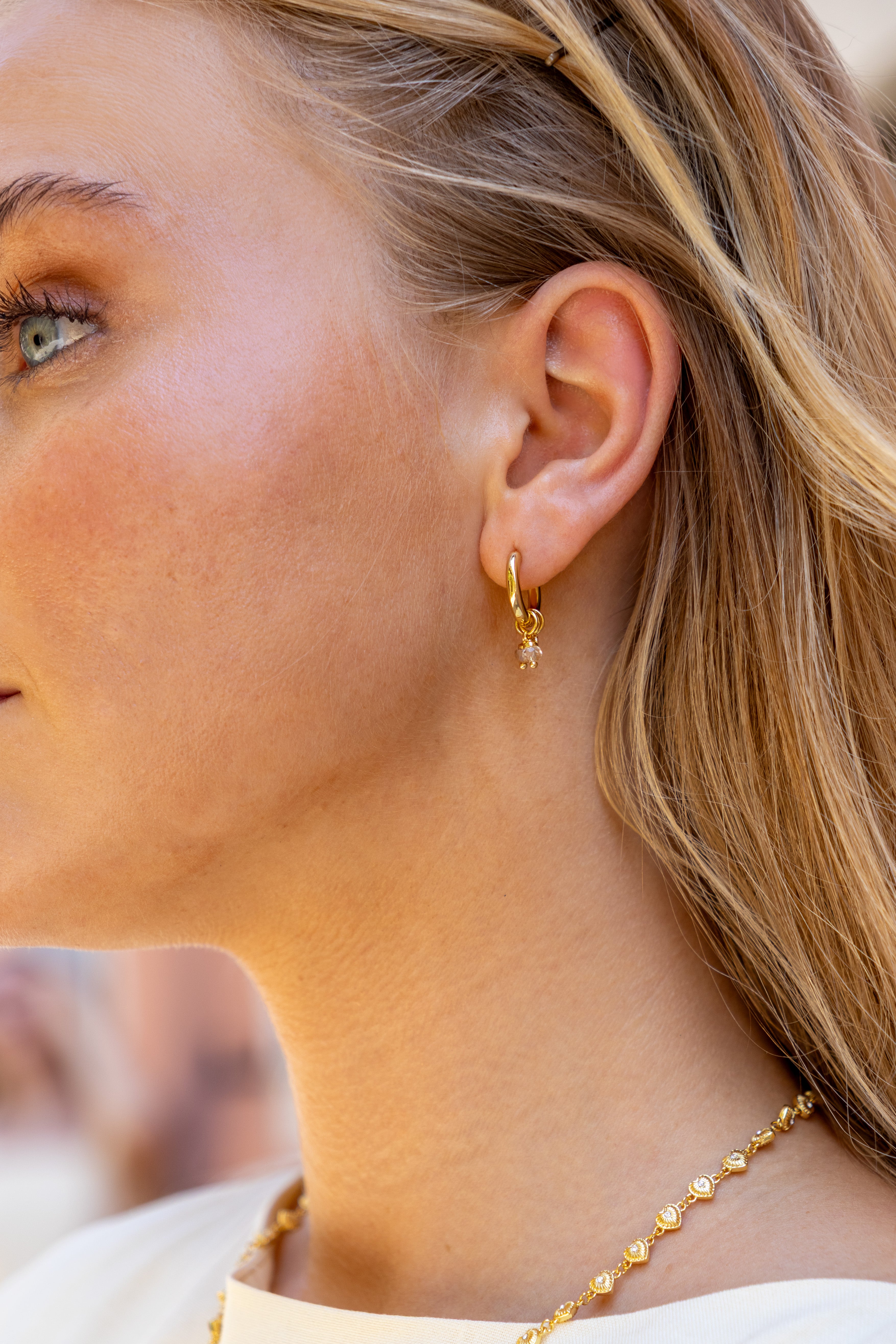 Lucente charm hoops