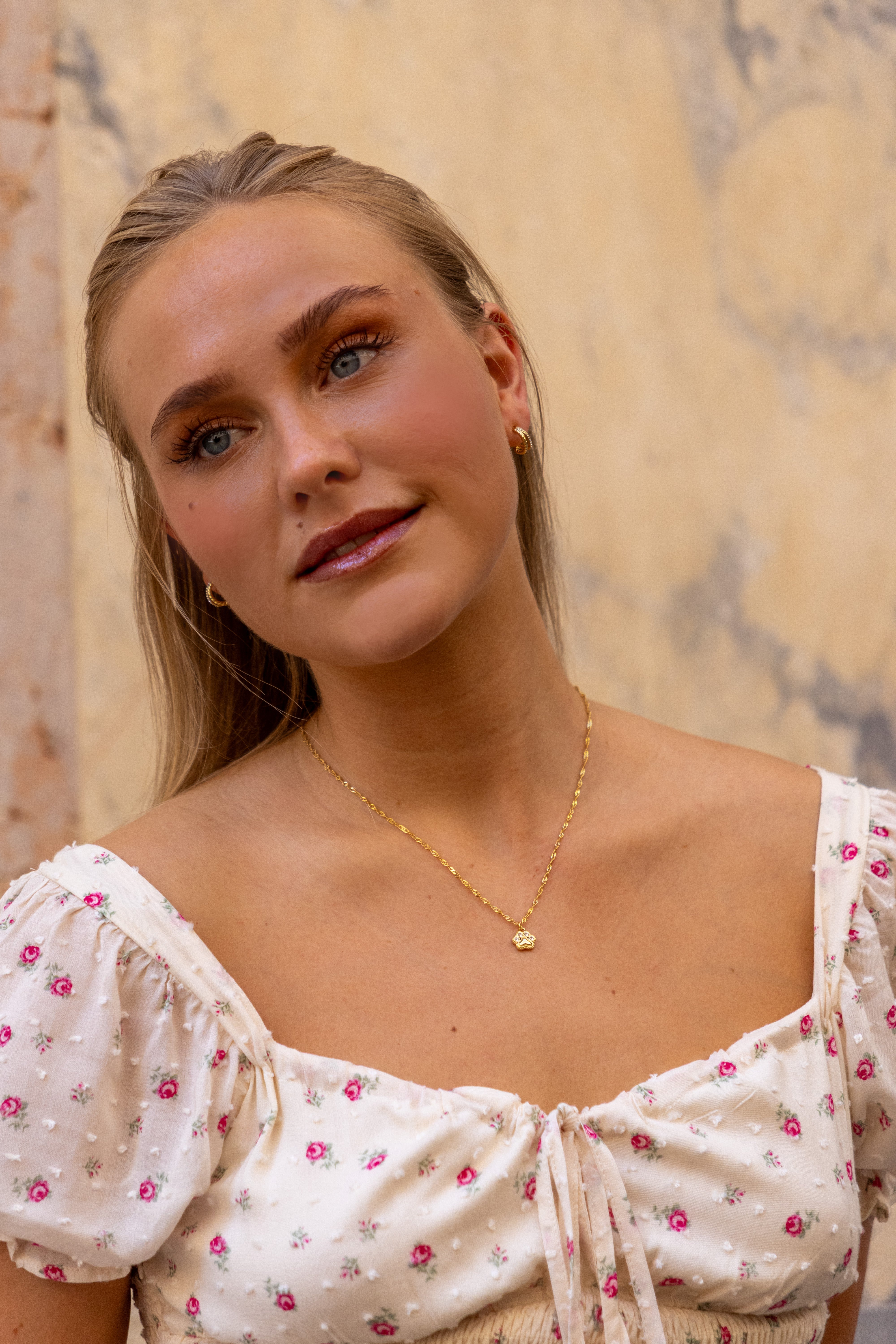 Forever paw necklace