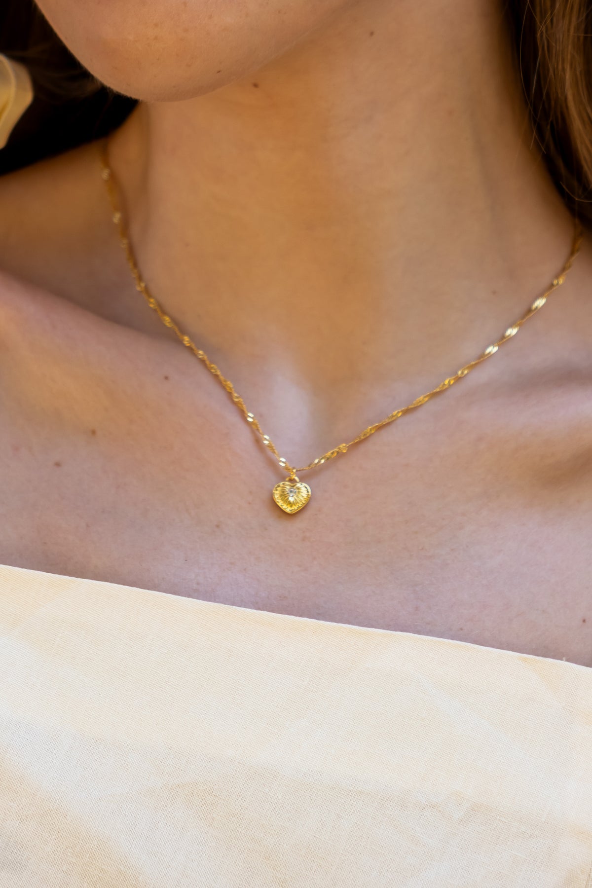 Aurelia bella heart necklace