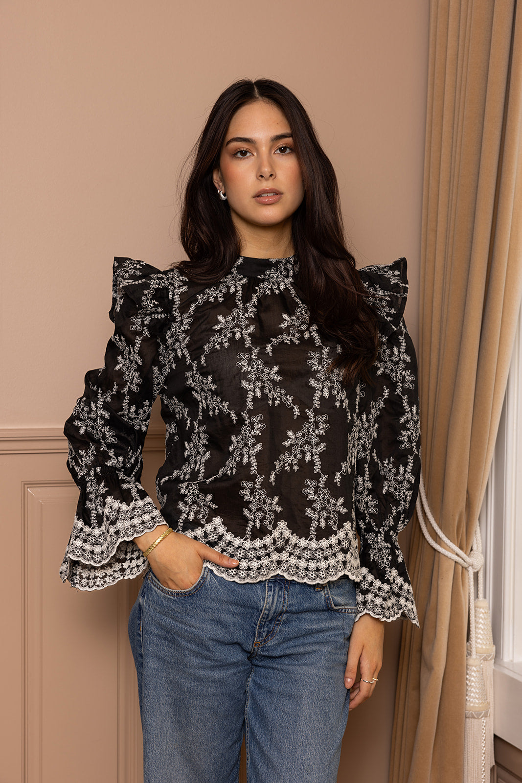 Lykke blouse black