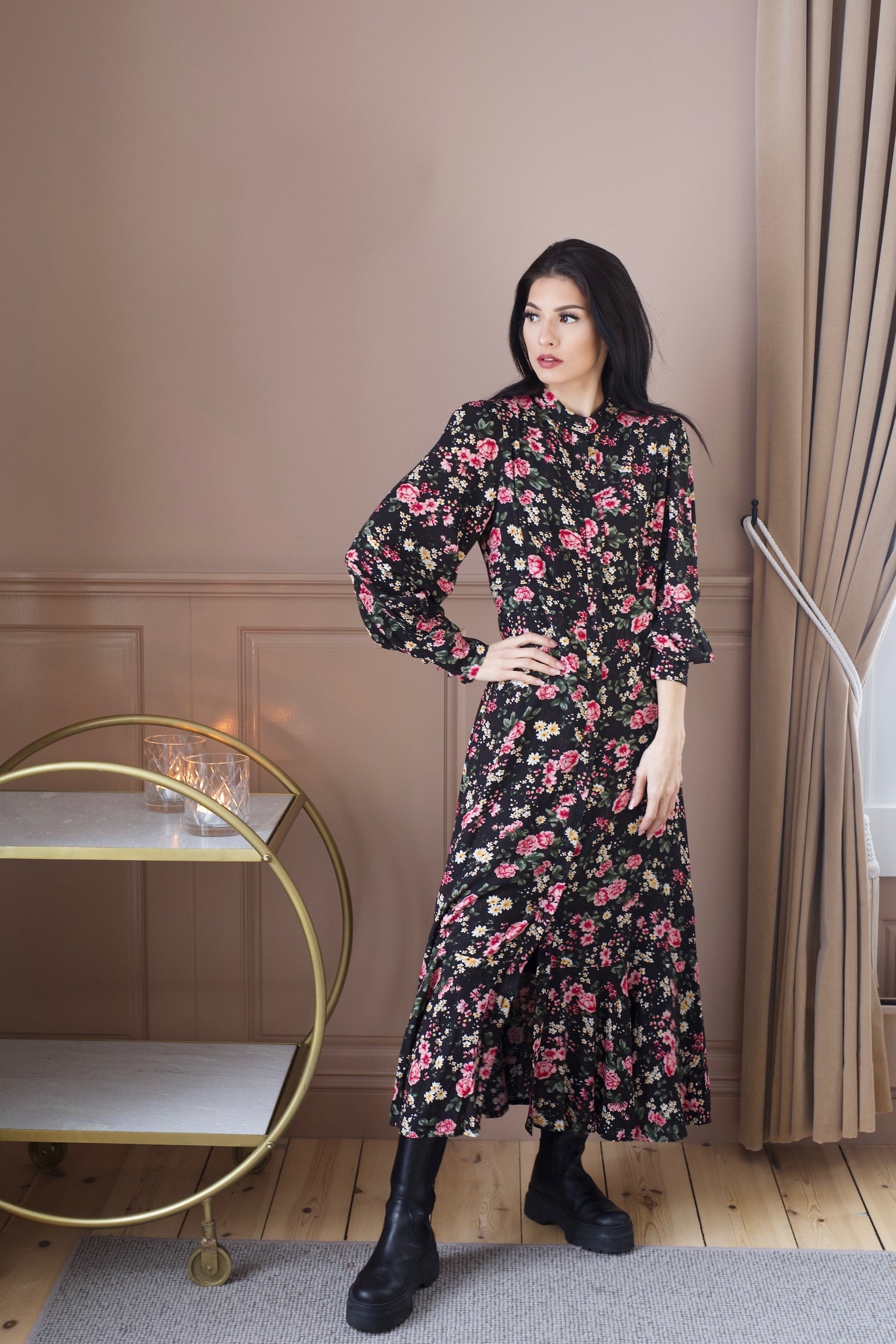 AW21 - Avery kjole sort