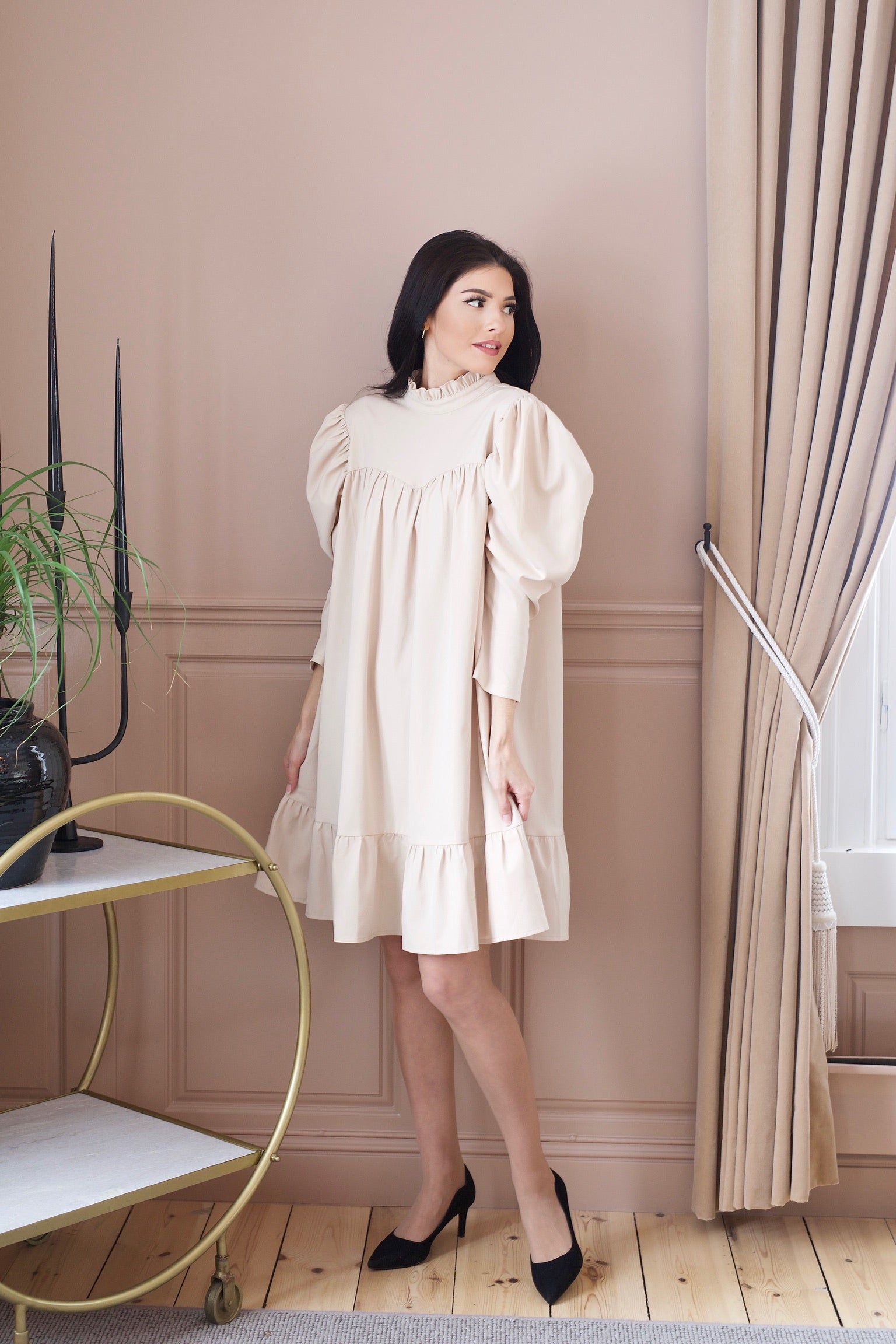 AW21 - Brooke kjole beige