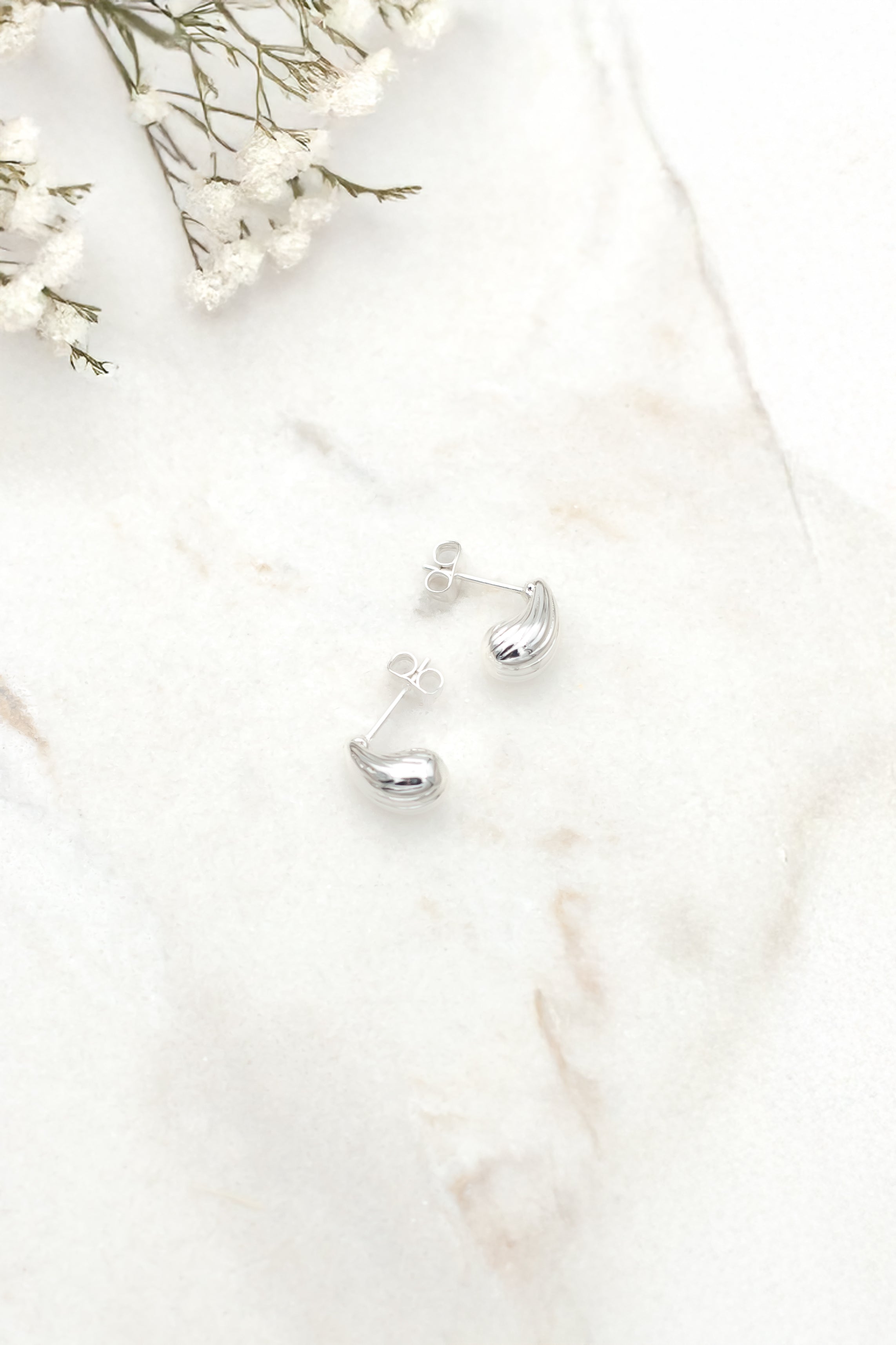 Daria drop earrings silver