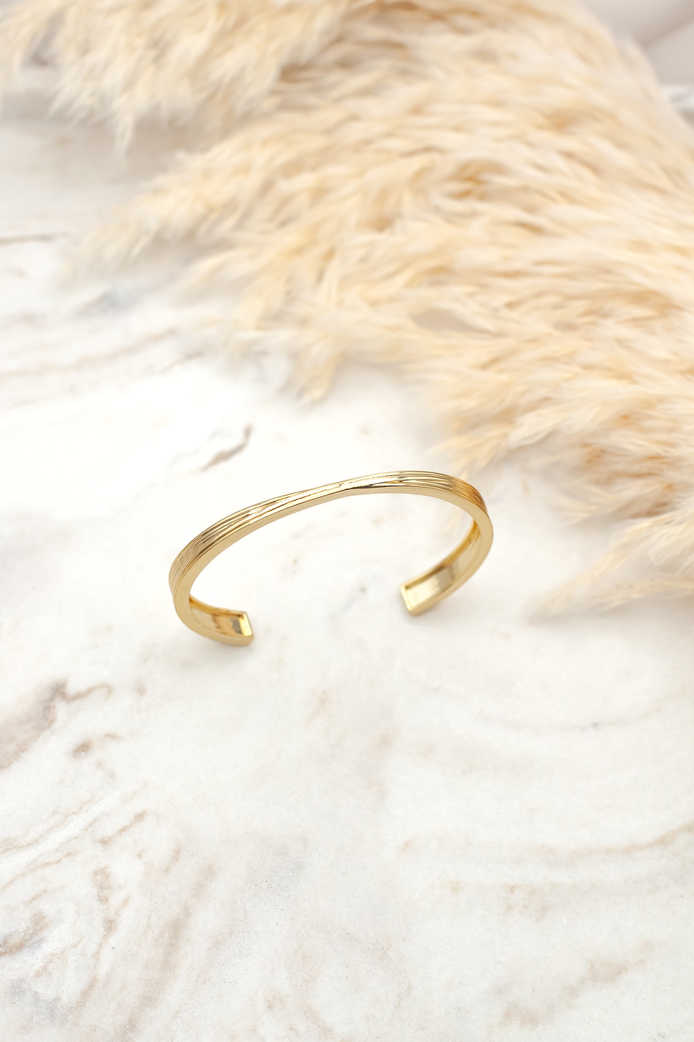 Leena twisted bracelet