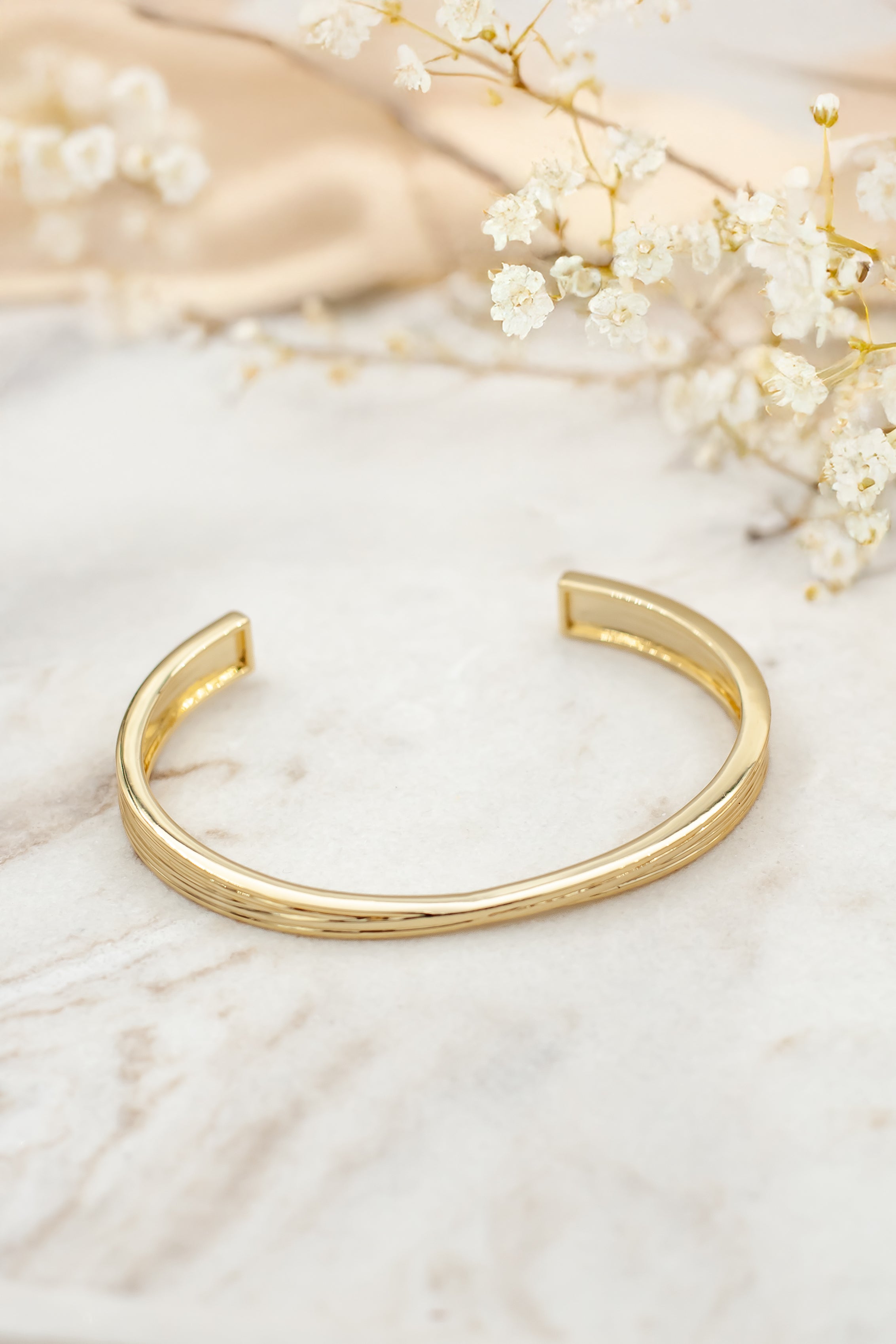 Leena twisted bracelet