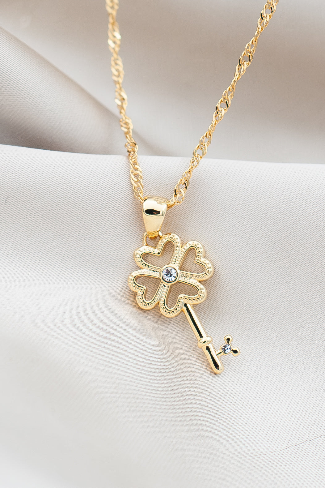 Manifistation key necklace