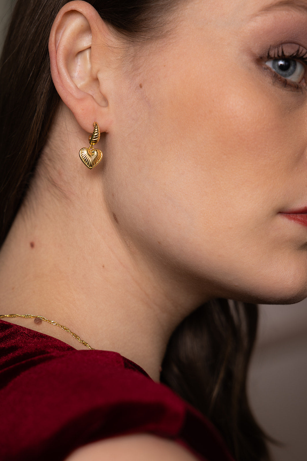 Valeria heart earrings