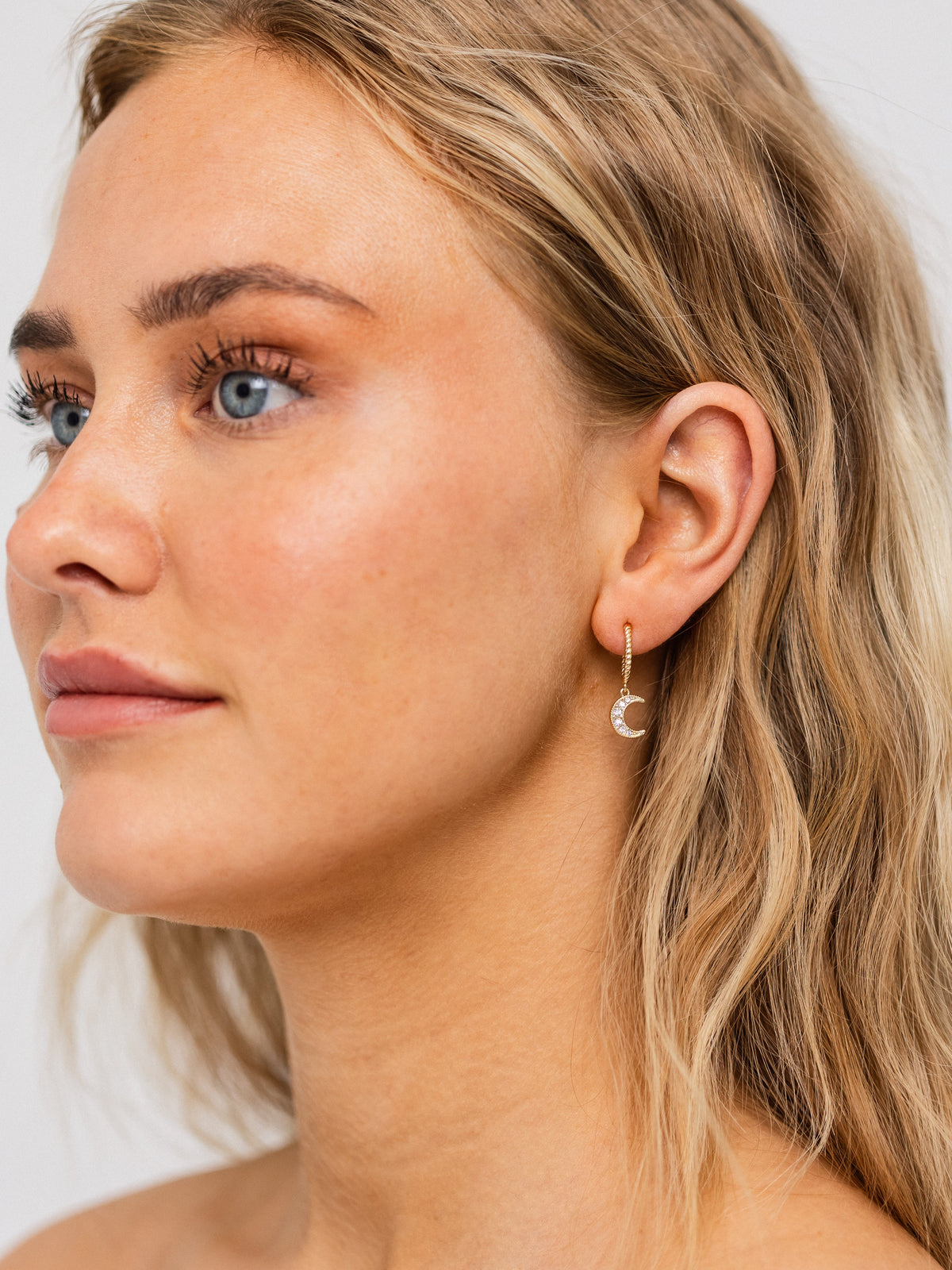 Moon earrings clear