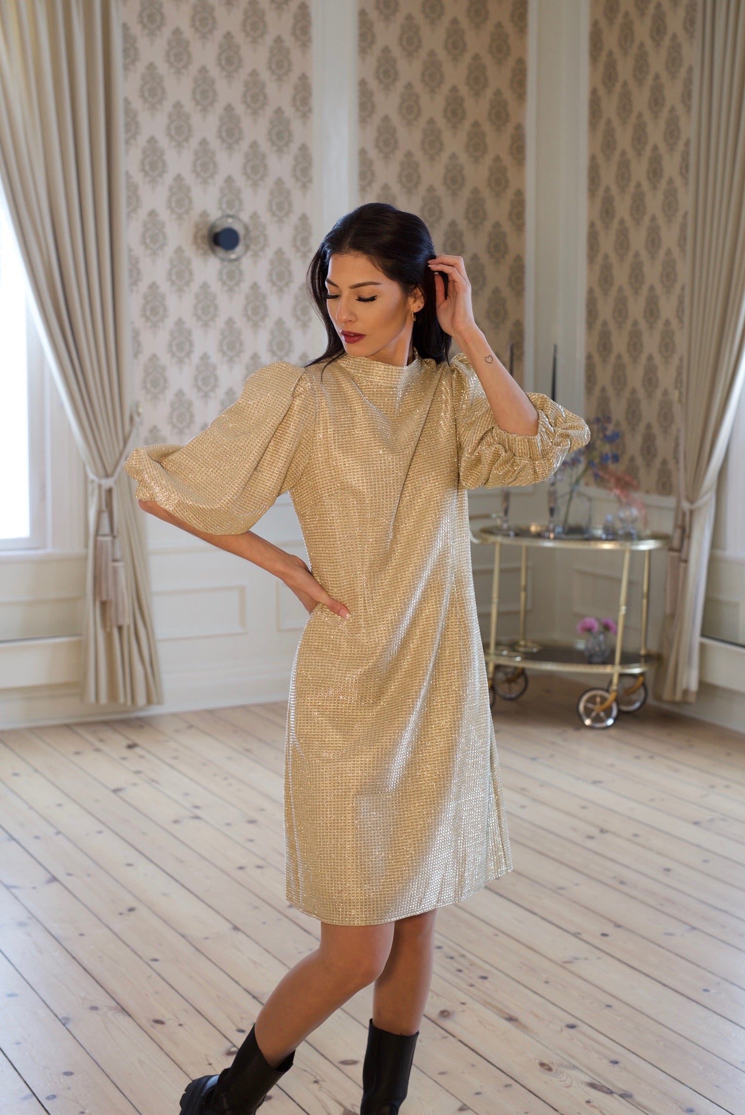 AW-21 - Stella kjole gold