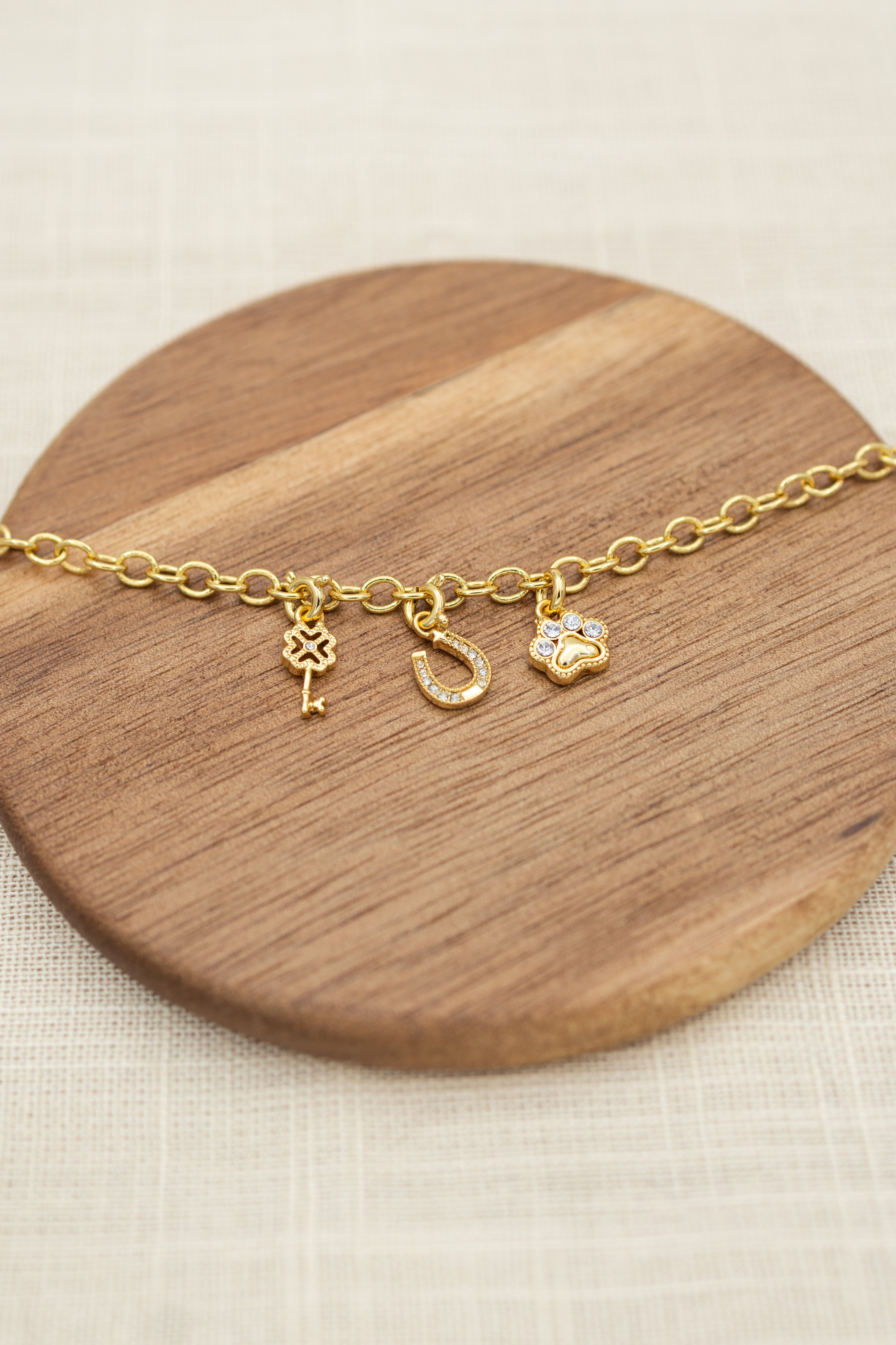 Fortuna Paw charm