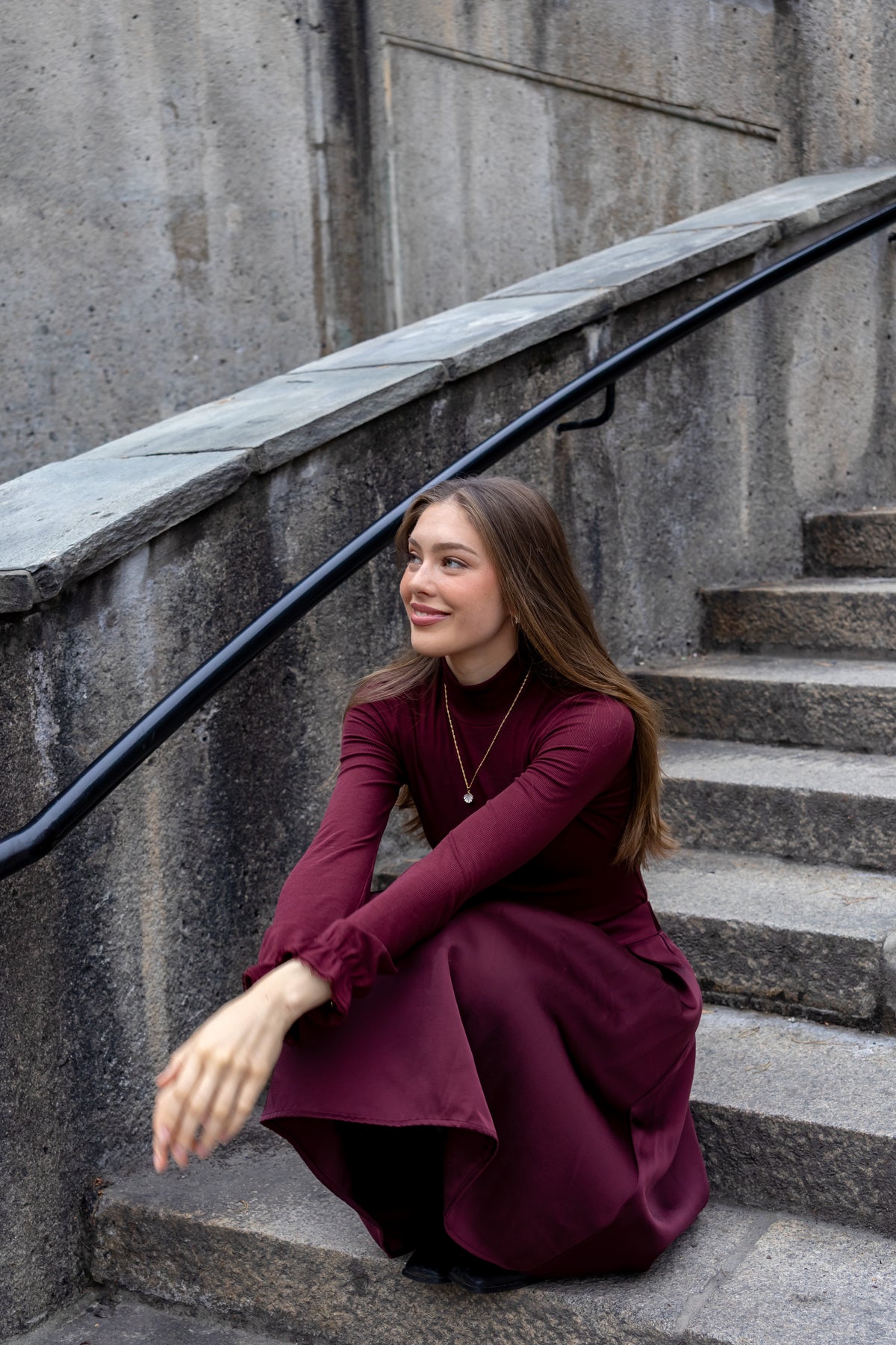 Secrets by B AW26 Cleo top burgundy